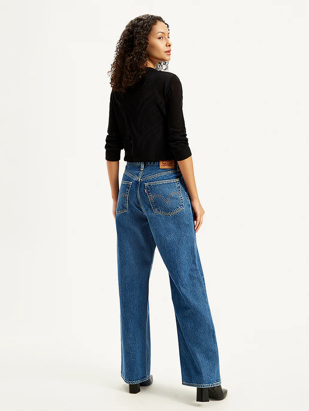 Women's Blue Loose Fit High Rise Jeans - Image 5