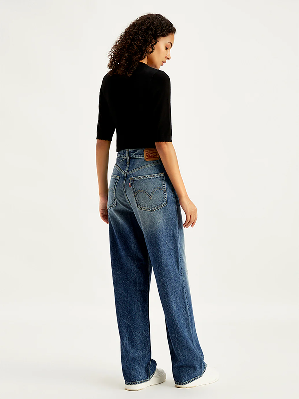 Women's Blue Loose Fit High Rise Jeans - Image 2