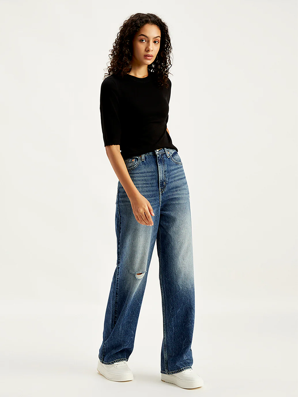 Women's Blue Loose Fit High Rise Jeans - Image 5