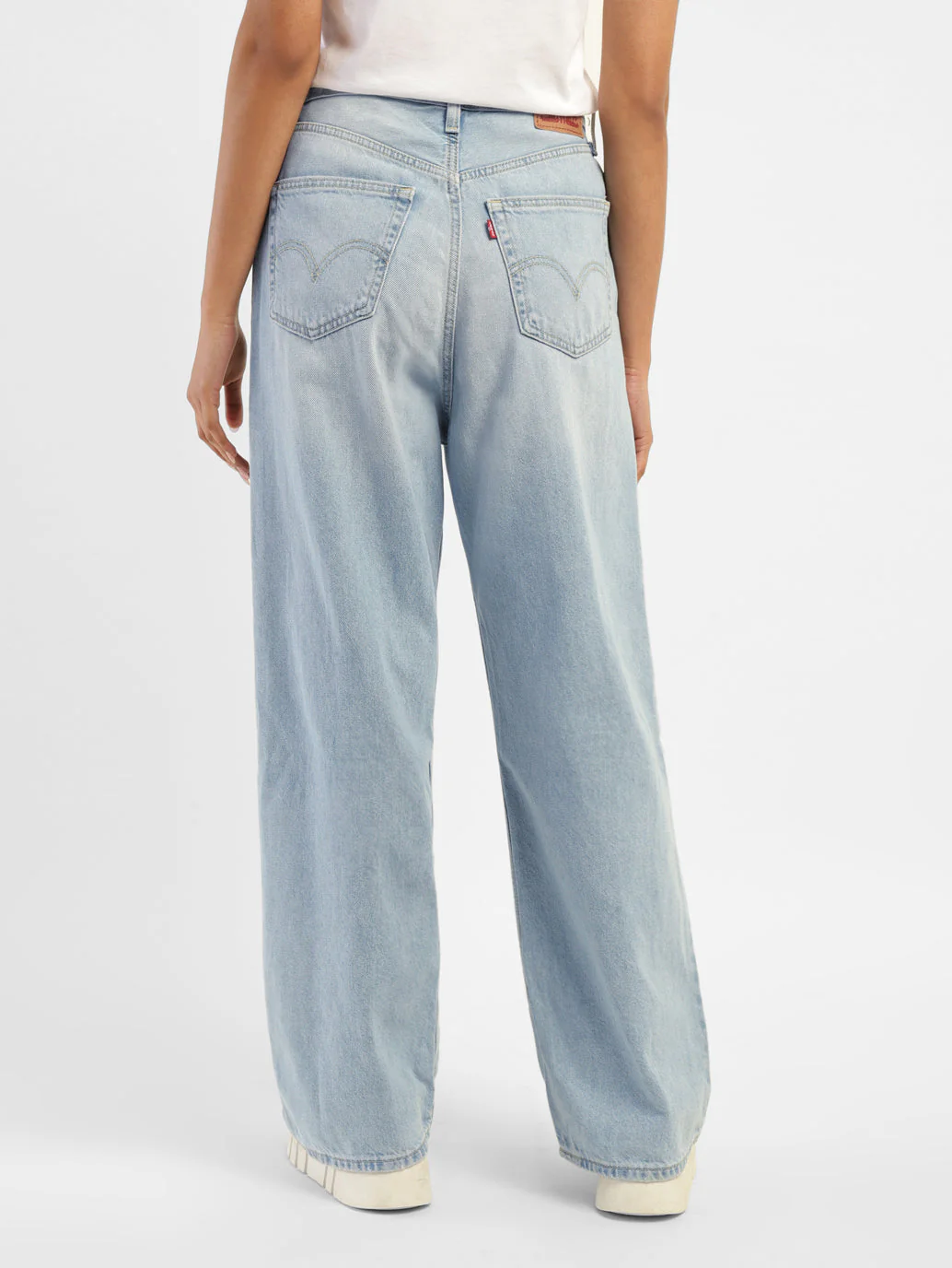 Women's Blue Loose Fit High Rise Jeans - Image 3
