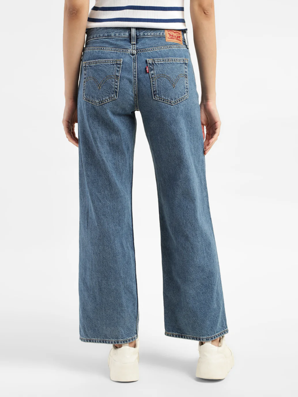 Women's Blue Loose Fit Low Rise Jeans - Image 2