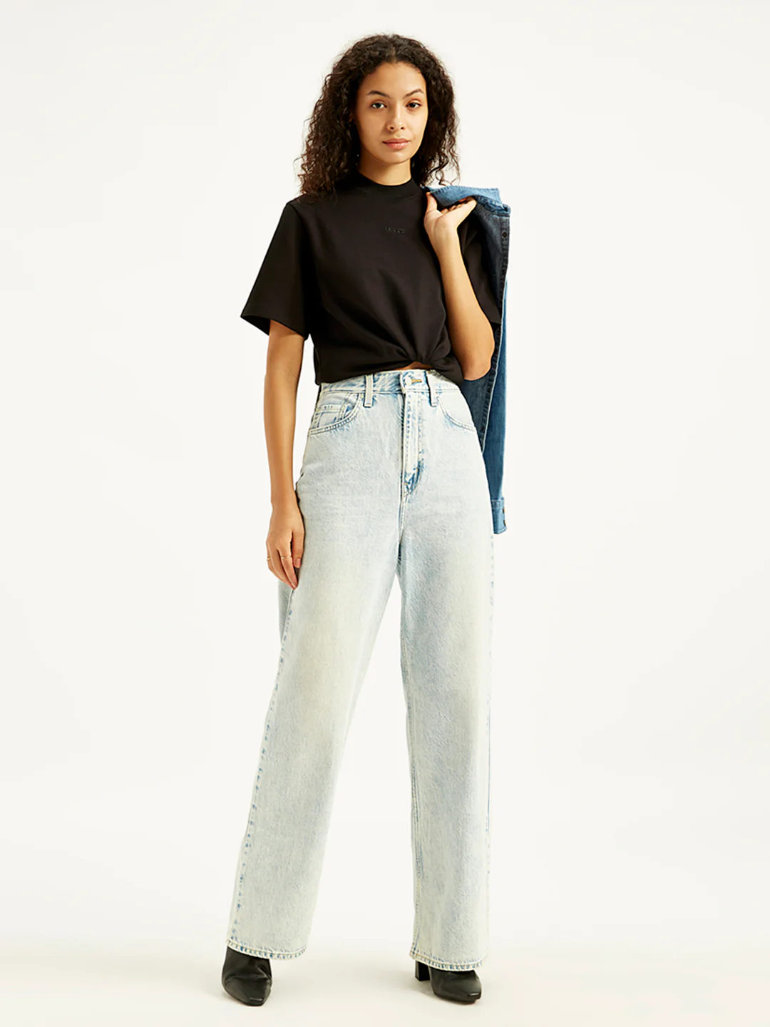 Women's Light Blue Loose Fit High Rise Jeans - Image 6