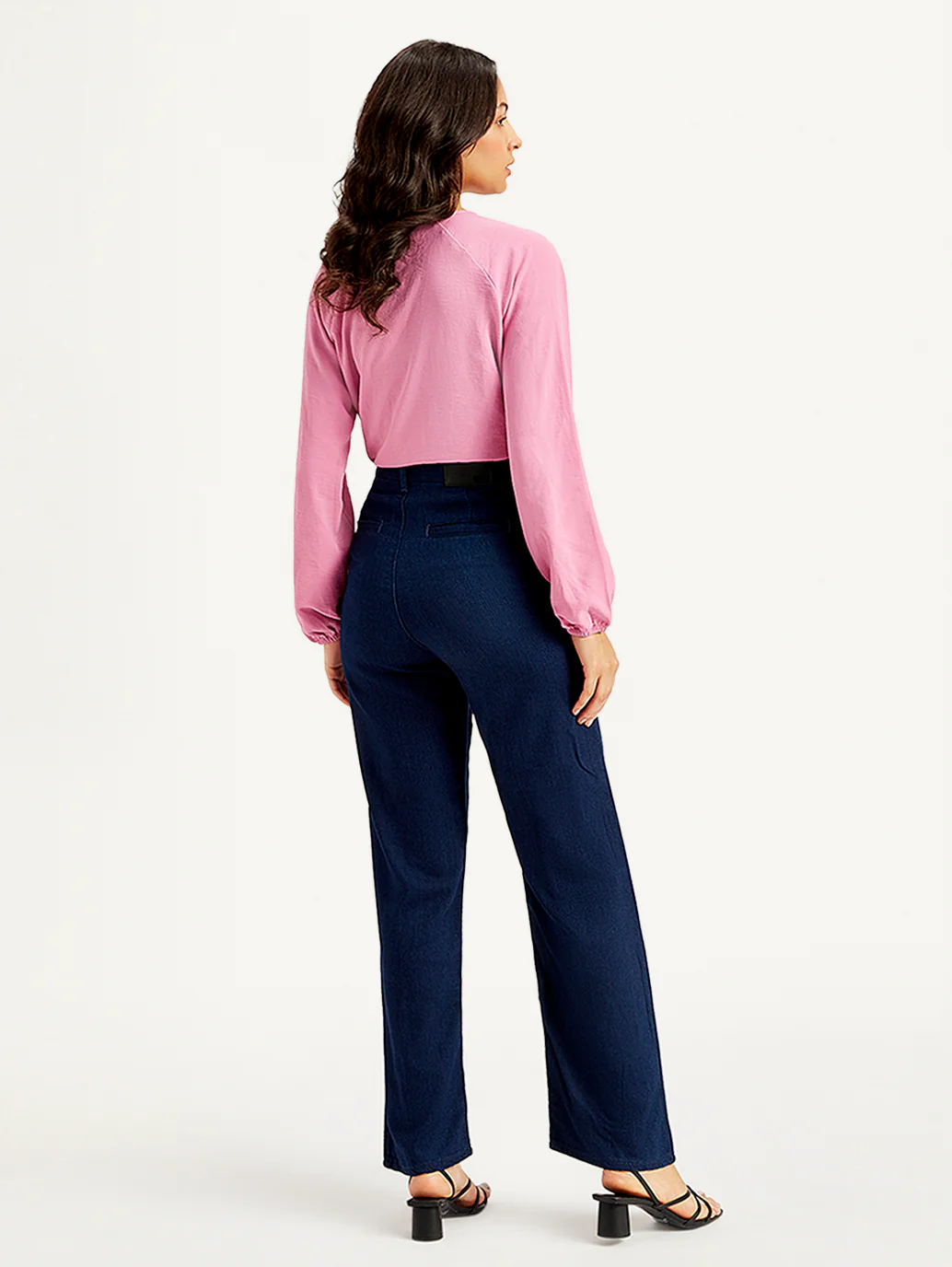 Women's Redloop Blue Loose Fit High Rise Jeans - Image 3