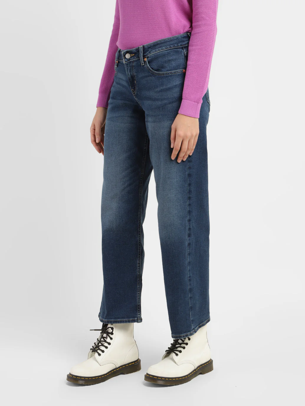 Women's Blue Loose Fit Low Rise Jeans - Image 4