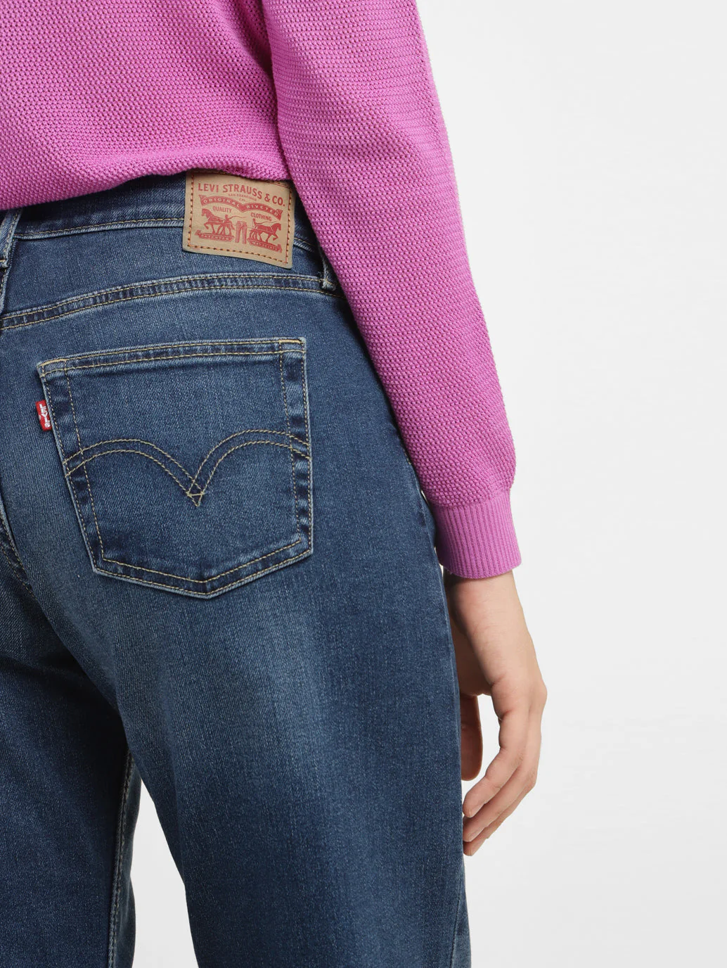 Women's Blue Loose Fit Low Rise Jeans - Image 6