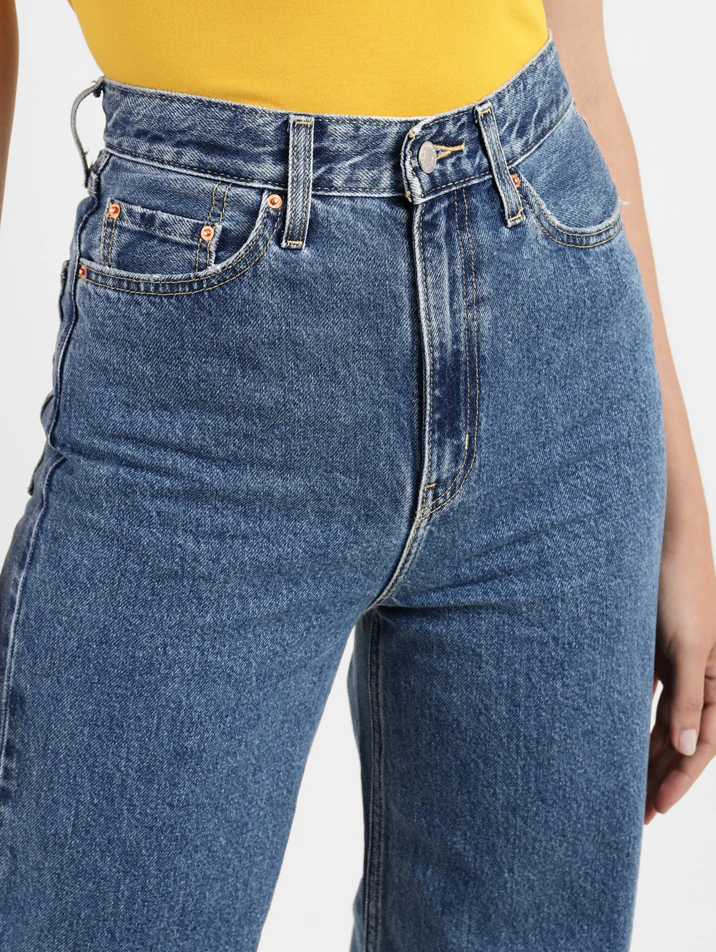 Women's Blue Loose Fit Low Rise Jeans - Image 5