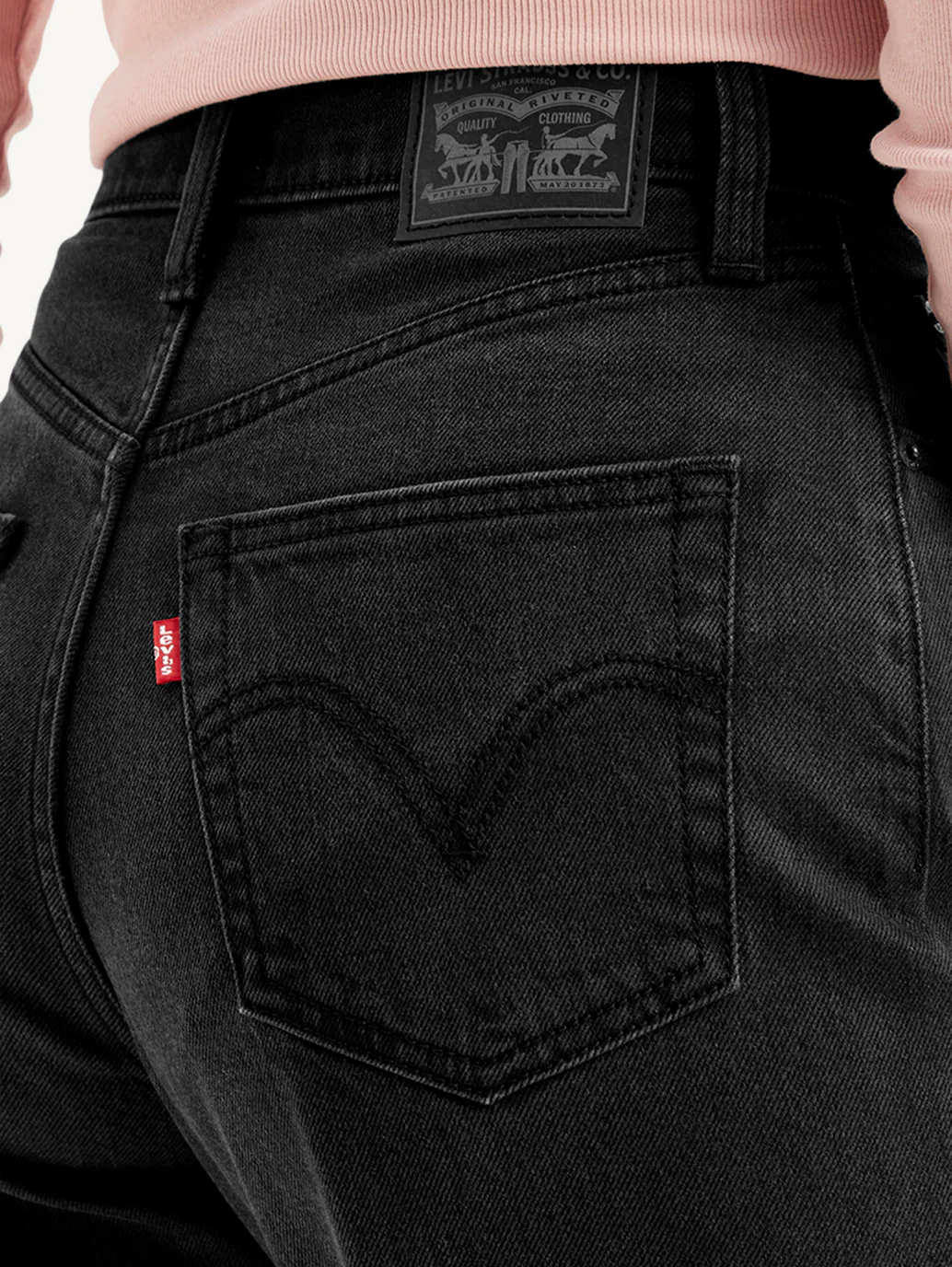 Women's Black Loose Tapered Fit High Rise Jeans - Image 4