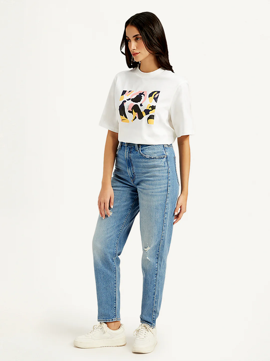 Women's Blue Loose Tapered Fit High Rise Jeans - Image 4