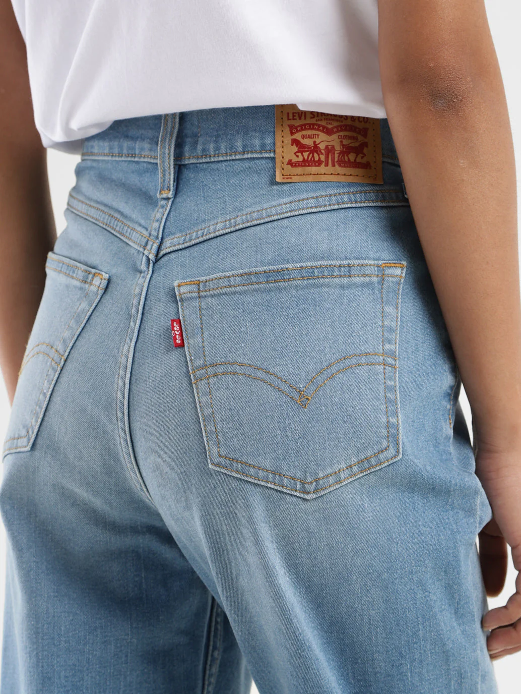 Women's Blue Mom Loose Fit High Rise Jeans - Image 6