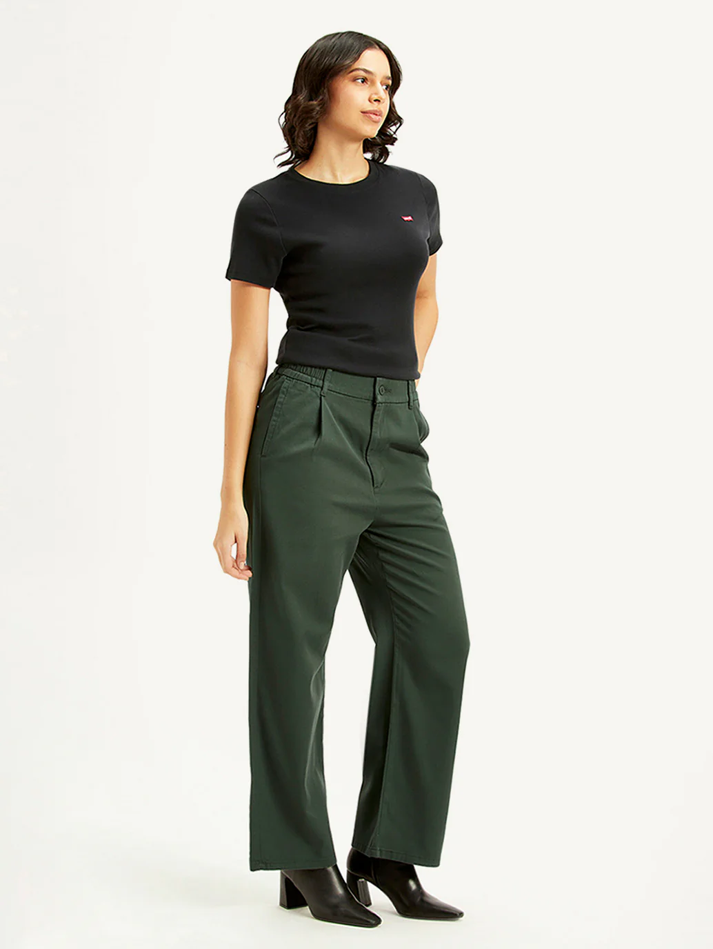 Women's High Rise Olive Loose Fit Trousers - Image 5