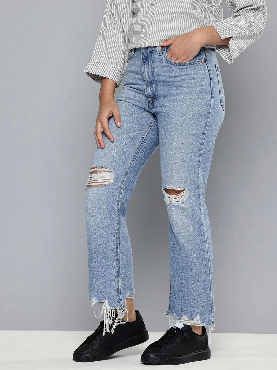 Women's Blue Ribcage Cropped Bootcut Fit High Rise Jeans - Image 3