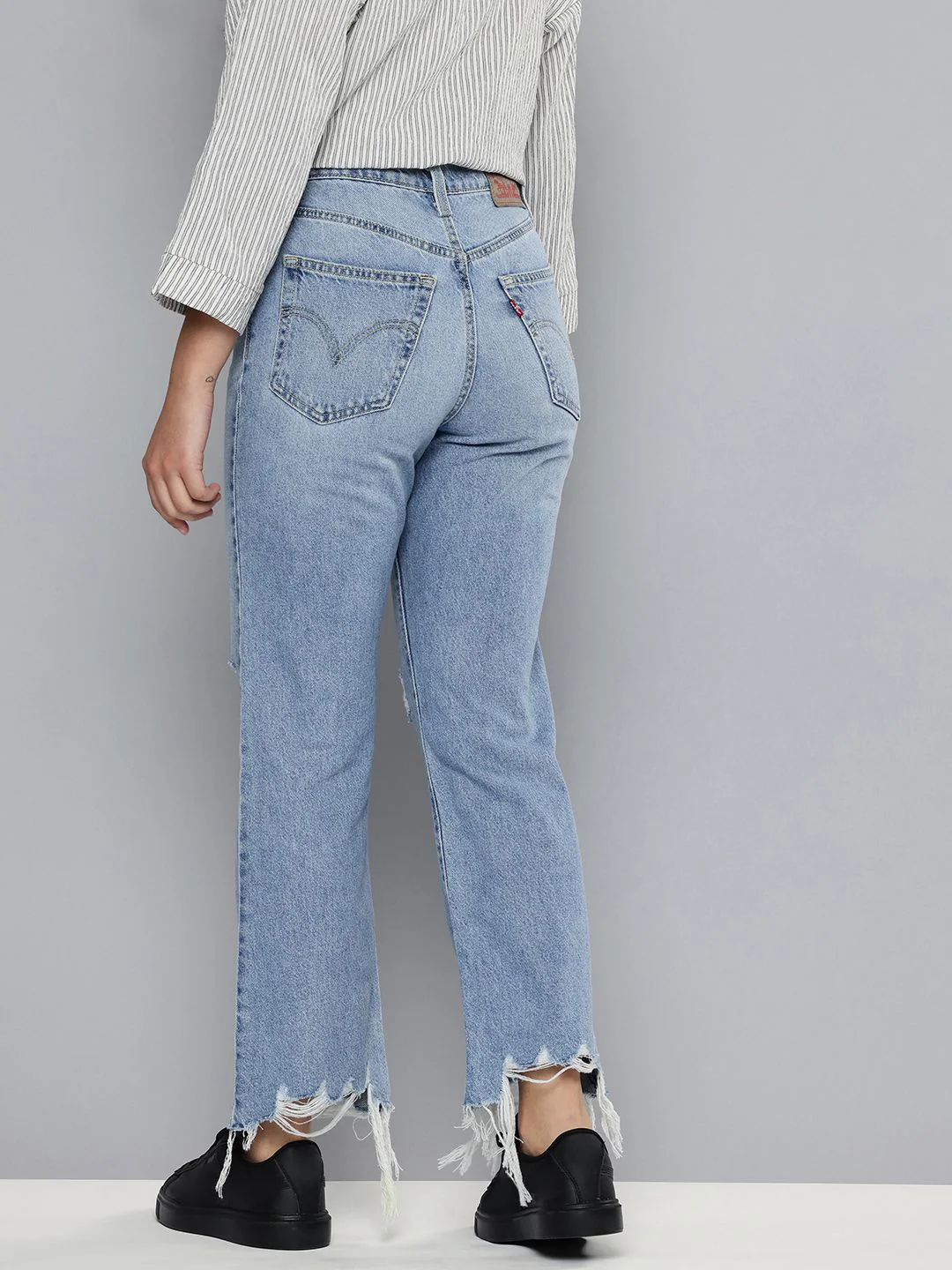 Women's Blue Ribcage Cropped Bootcut Fit High Rise Jeans - Image 4