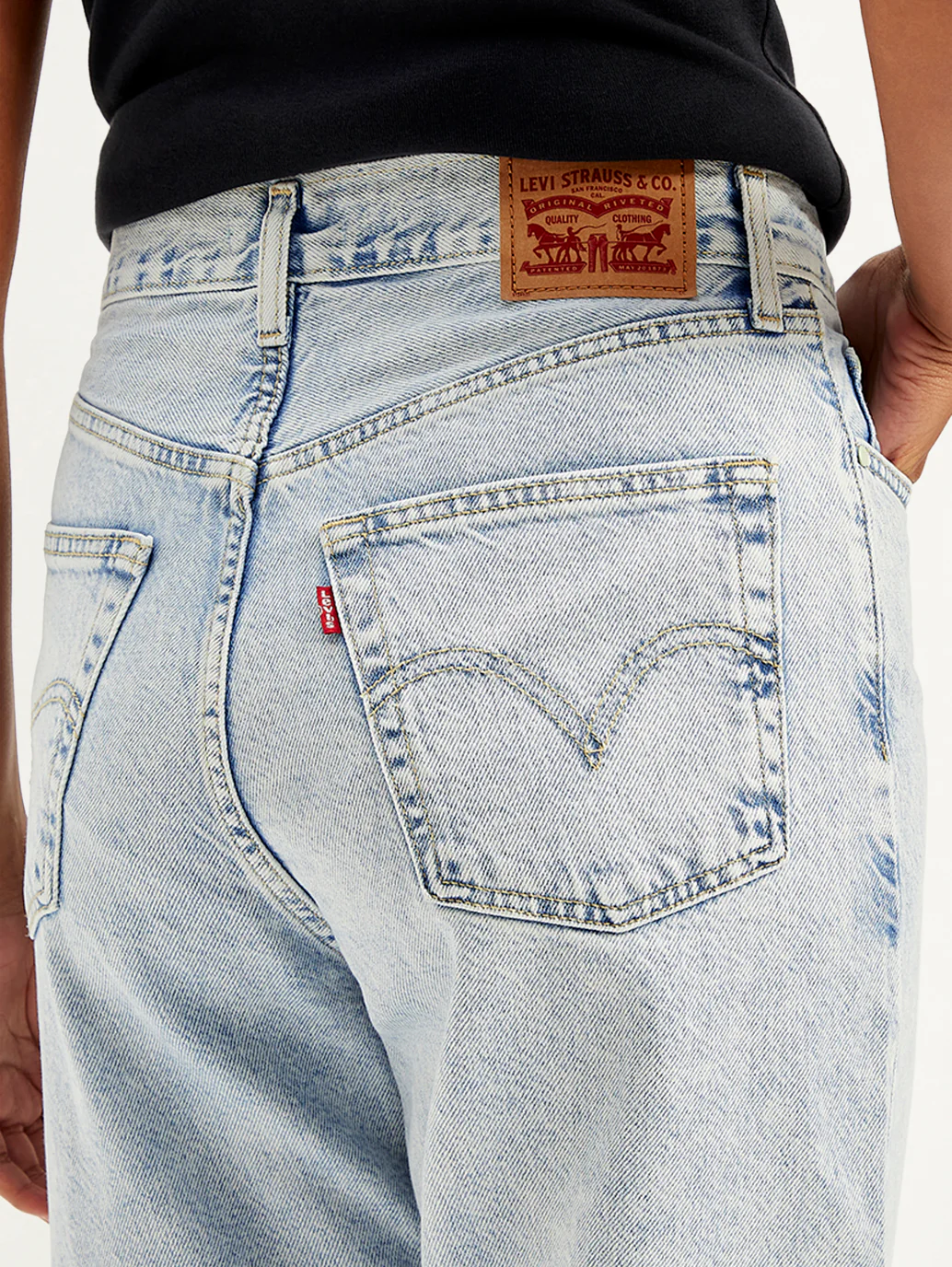 Women's Light Blue Ribcage Straight Ankle Fit High Rise Jeans - Image 4
