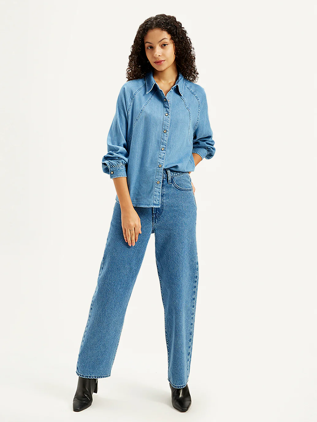 Women's Indigo Ribcage Straight Fit High Rise Jeans - Image 3