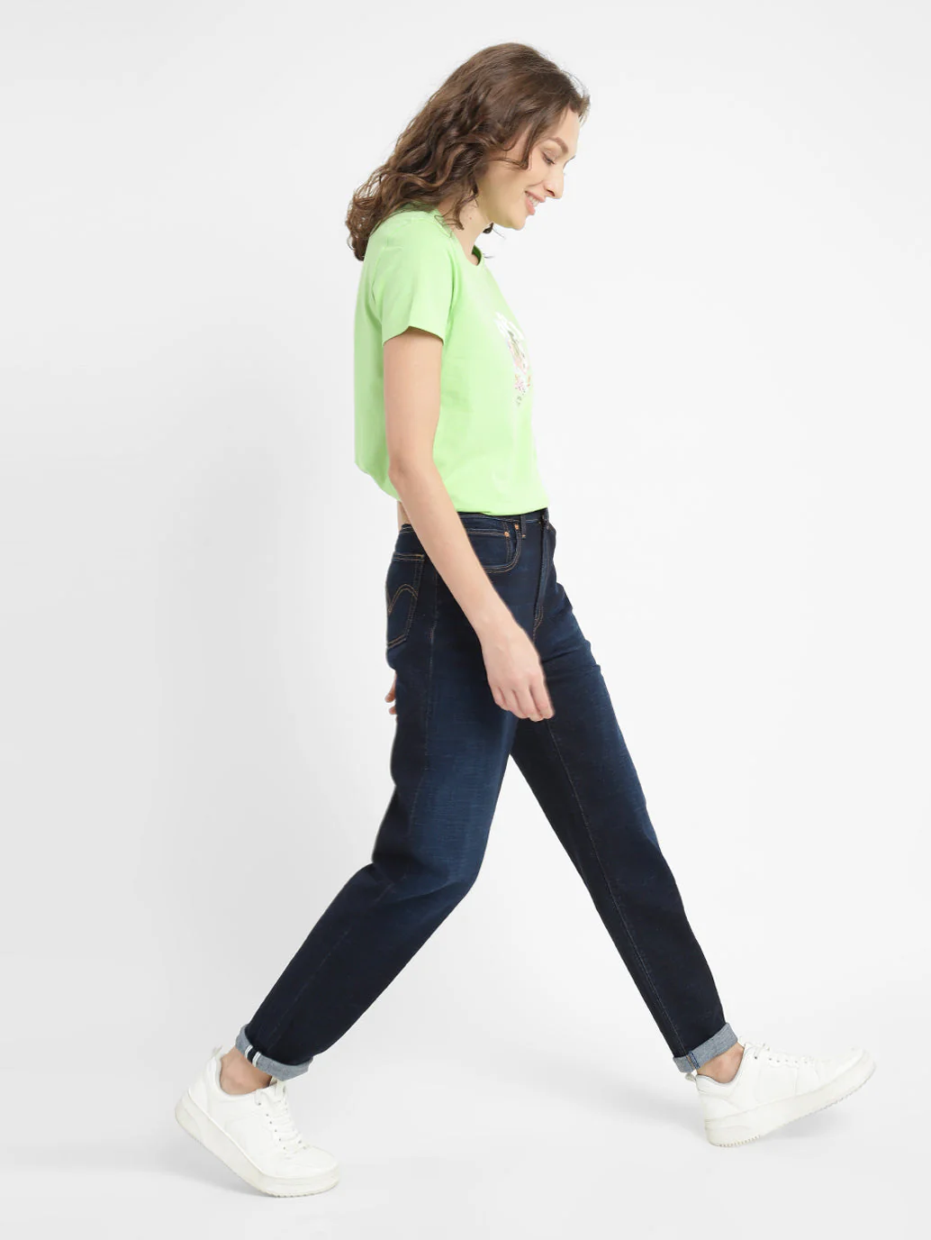 Women's Blue Loose Fit High Rise Jeans - Image 2