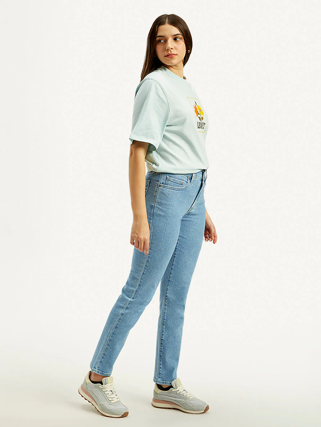 Women's 724 Blue Slim Straight Fit High Rise Jeans - Image 6