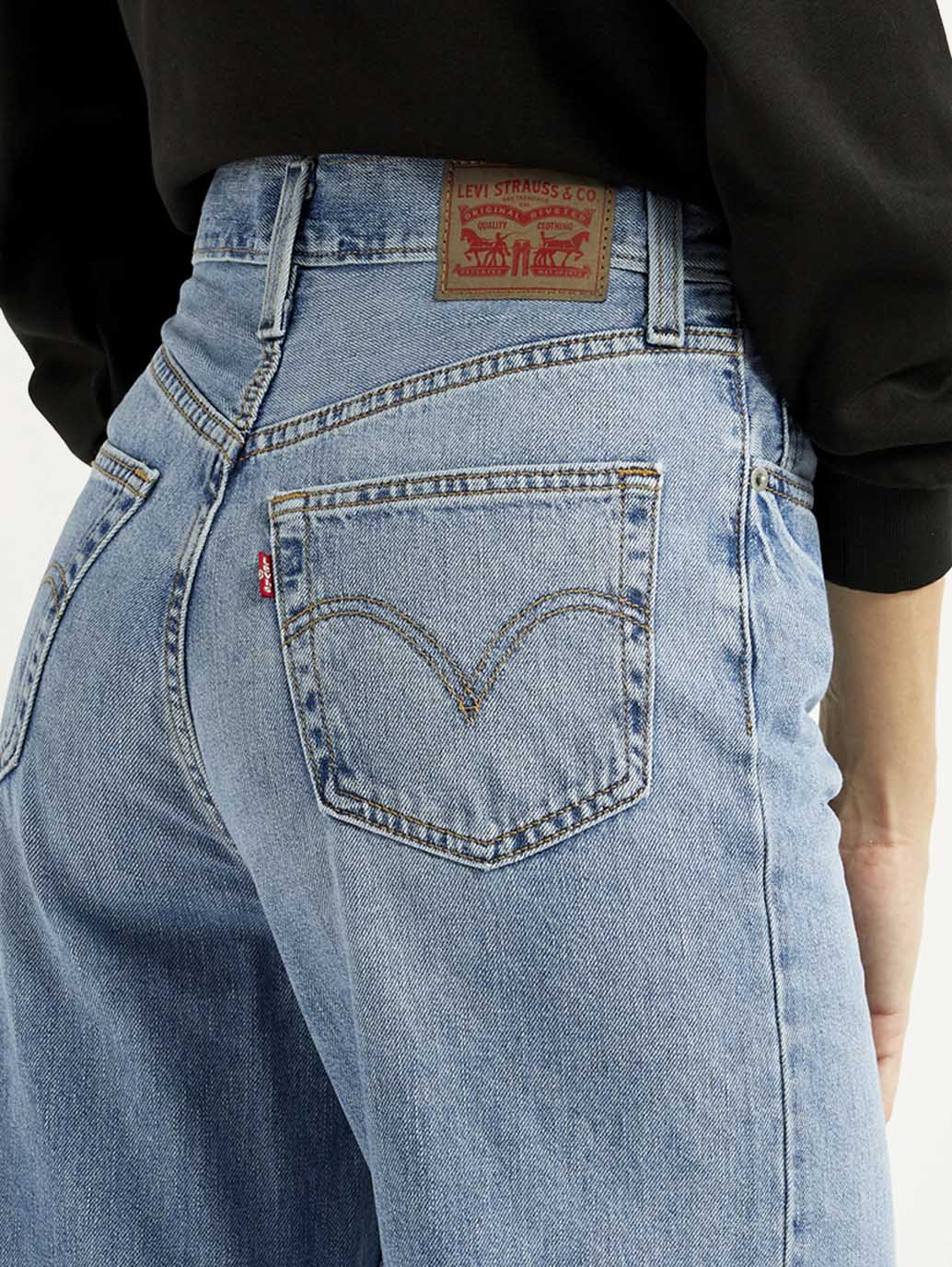 Women's Light Blue Ribcage Wide Leg Fit High Rise Jeans - Image 5