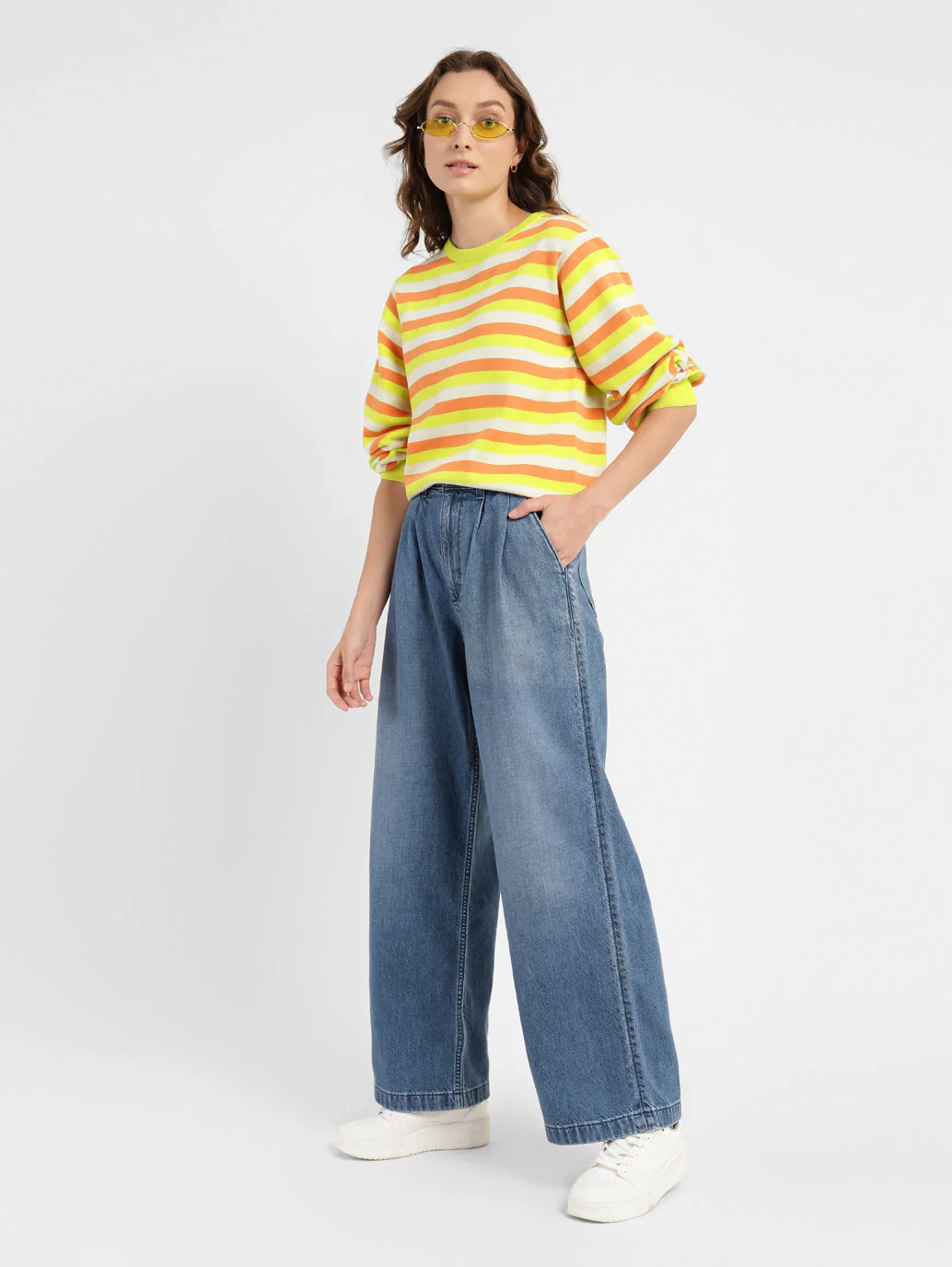 Women's Blue Wideleg Fit High Rise Jeans - Image 6
