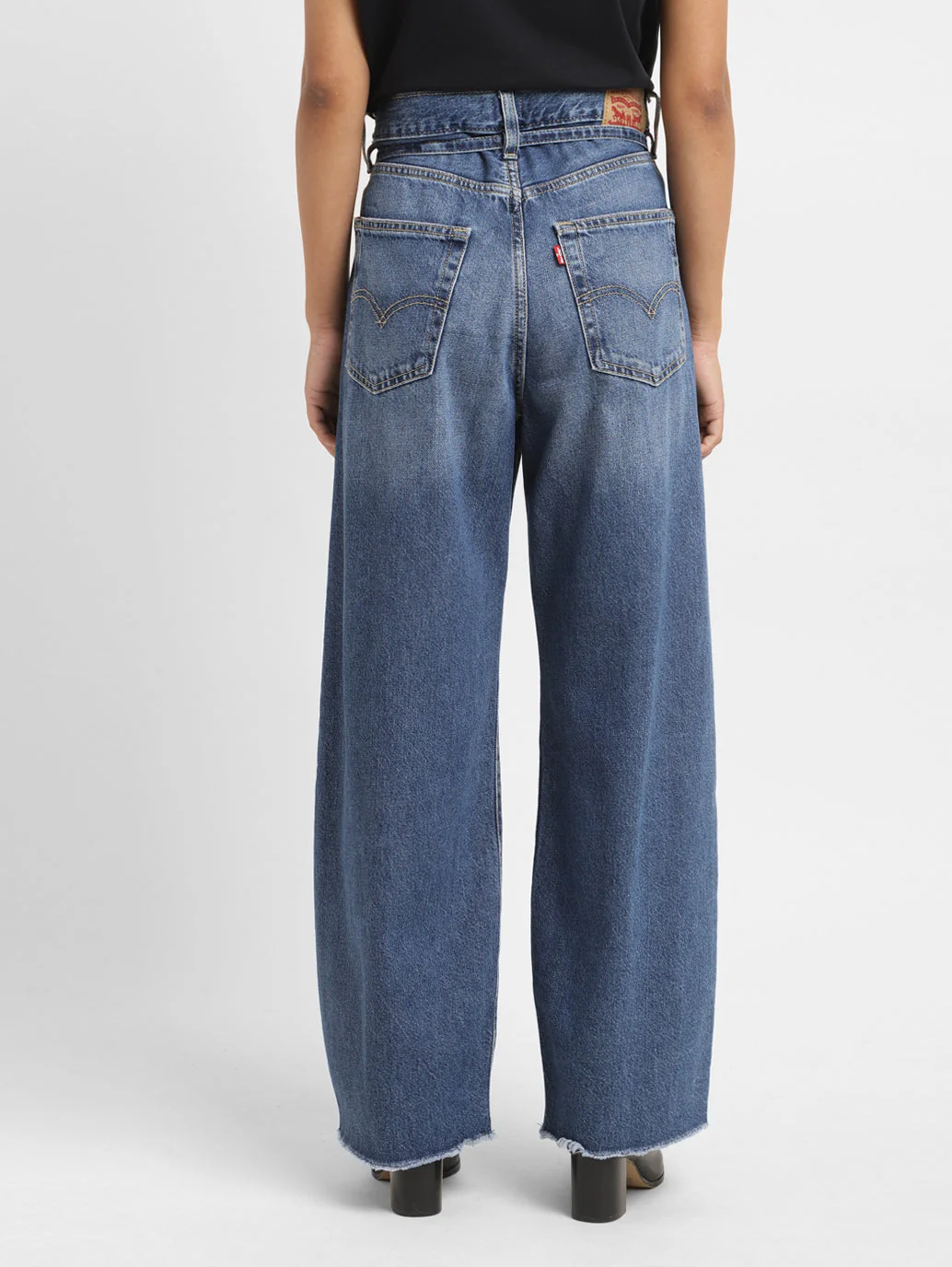 Women's Blue Balloon Loose Fit High Rise Jeans - Image 3