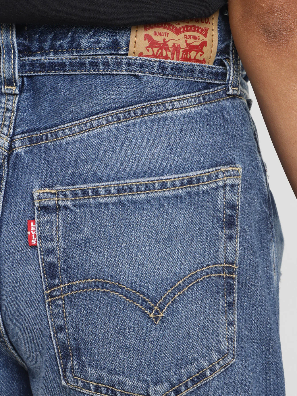 Women's Blue Balloon Loose Fit High Rise Jeans - Image 7