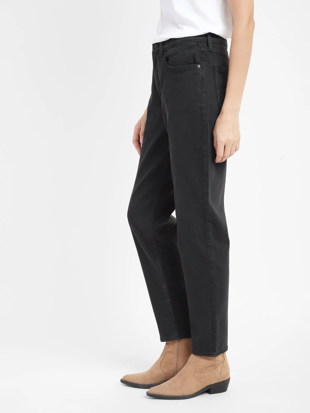 Women's 80s Mom Black Loose Fit High Rise Jeans - Image 4