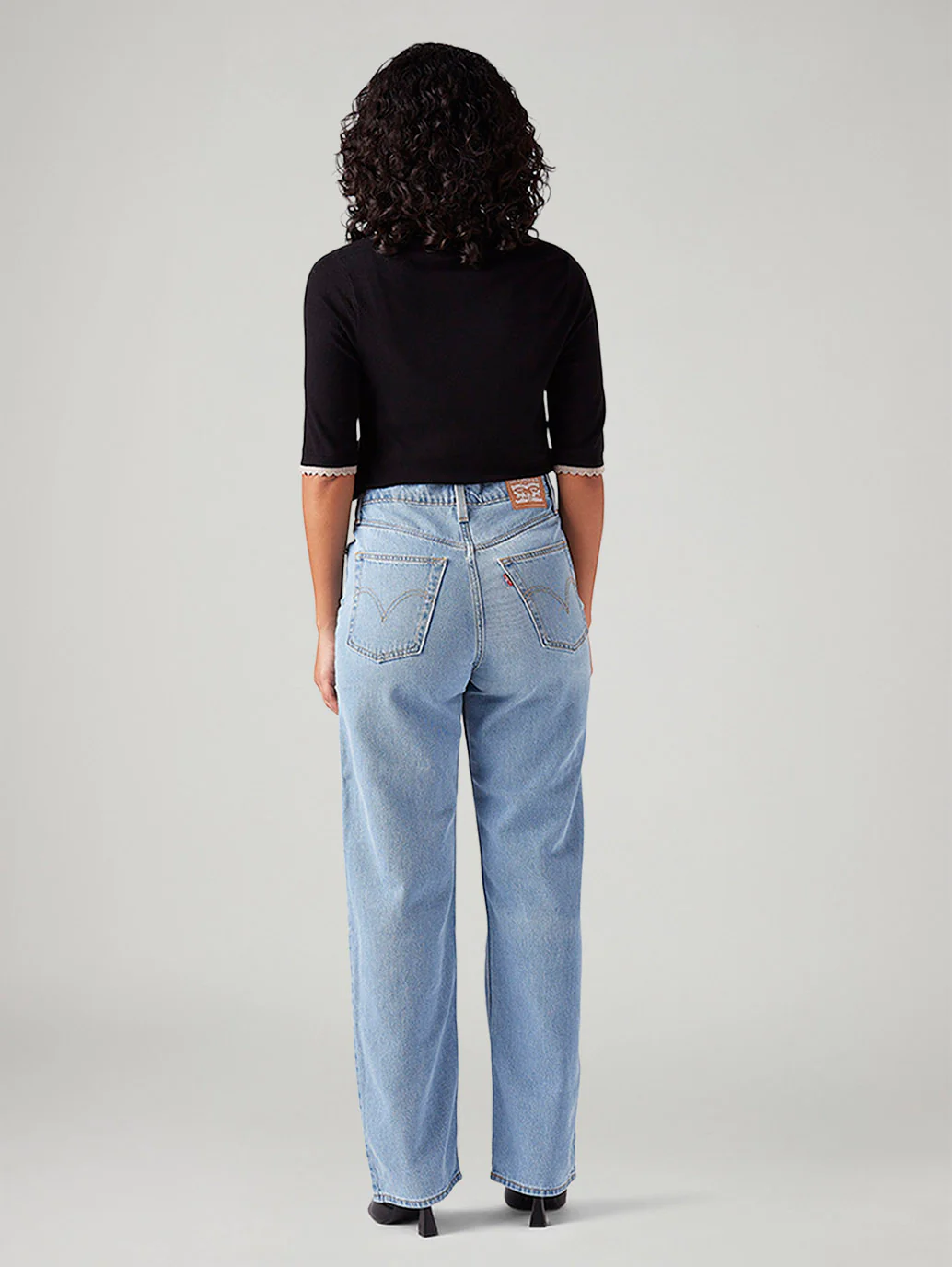 Women's Light Blue Ribcage Straight Fit High Rise Jeans - Image 4