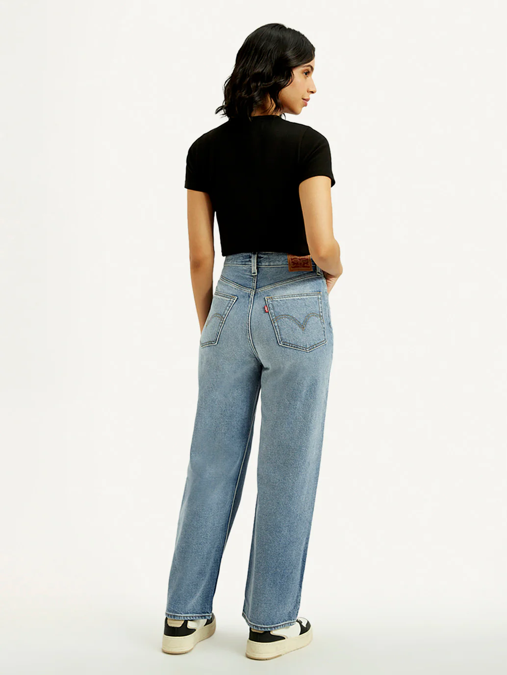Women's Light Indigo Loose Fit High Rise Jeans - Image 3