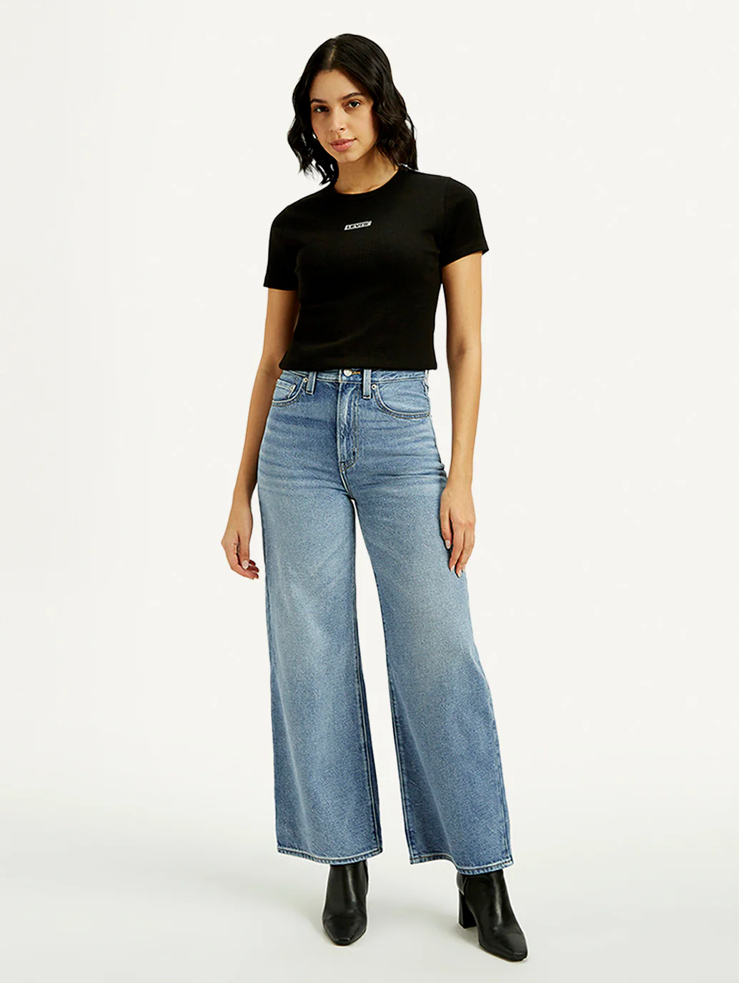 Women's Light Indigo Ribcage Wide Leg Fit High Rise Jeans - Image 5