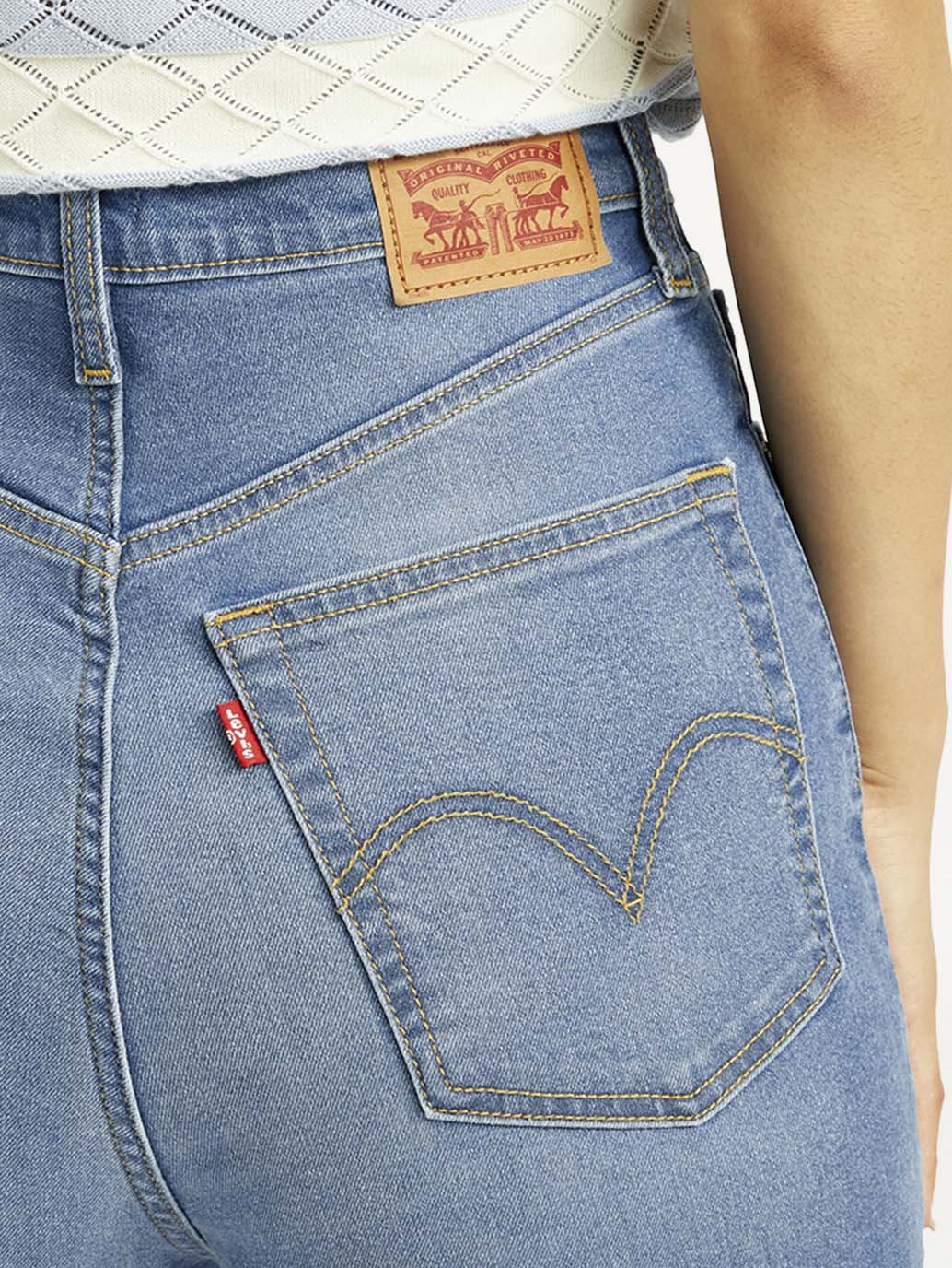 Women's Med Indigo Loose Fit High Rise Jeans - Image 5