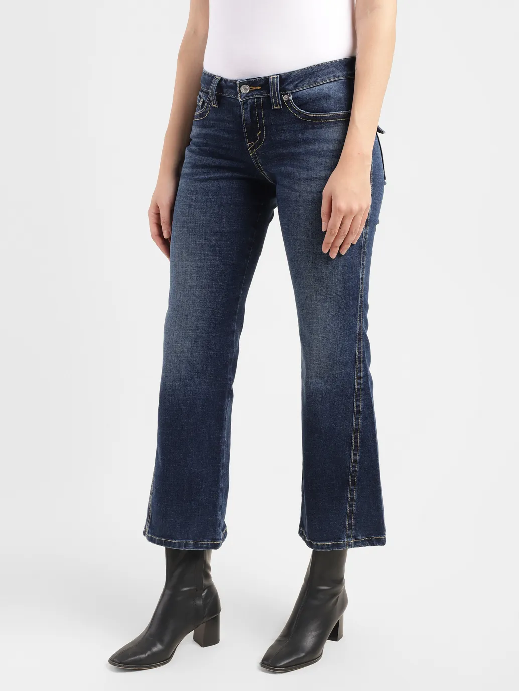 Women's Blue Bootcut Fit Low Rise Jeans - Image 4