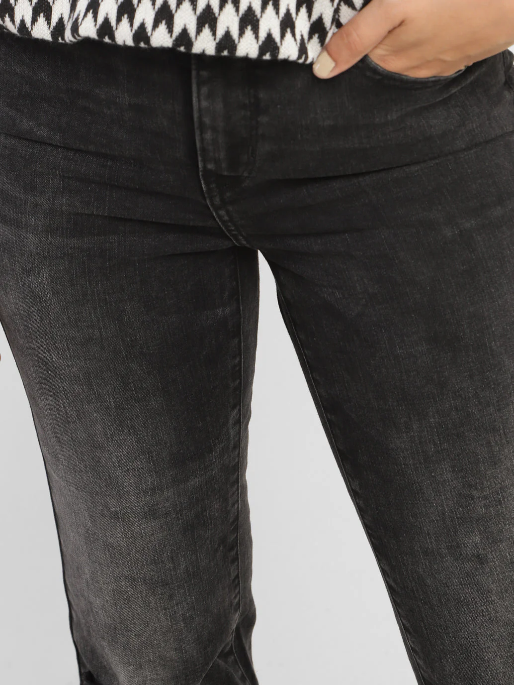 Women's 312 Black Straight Fit Mid Rise Jeans - Image 6