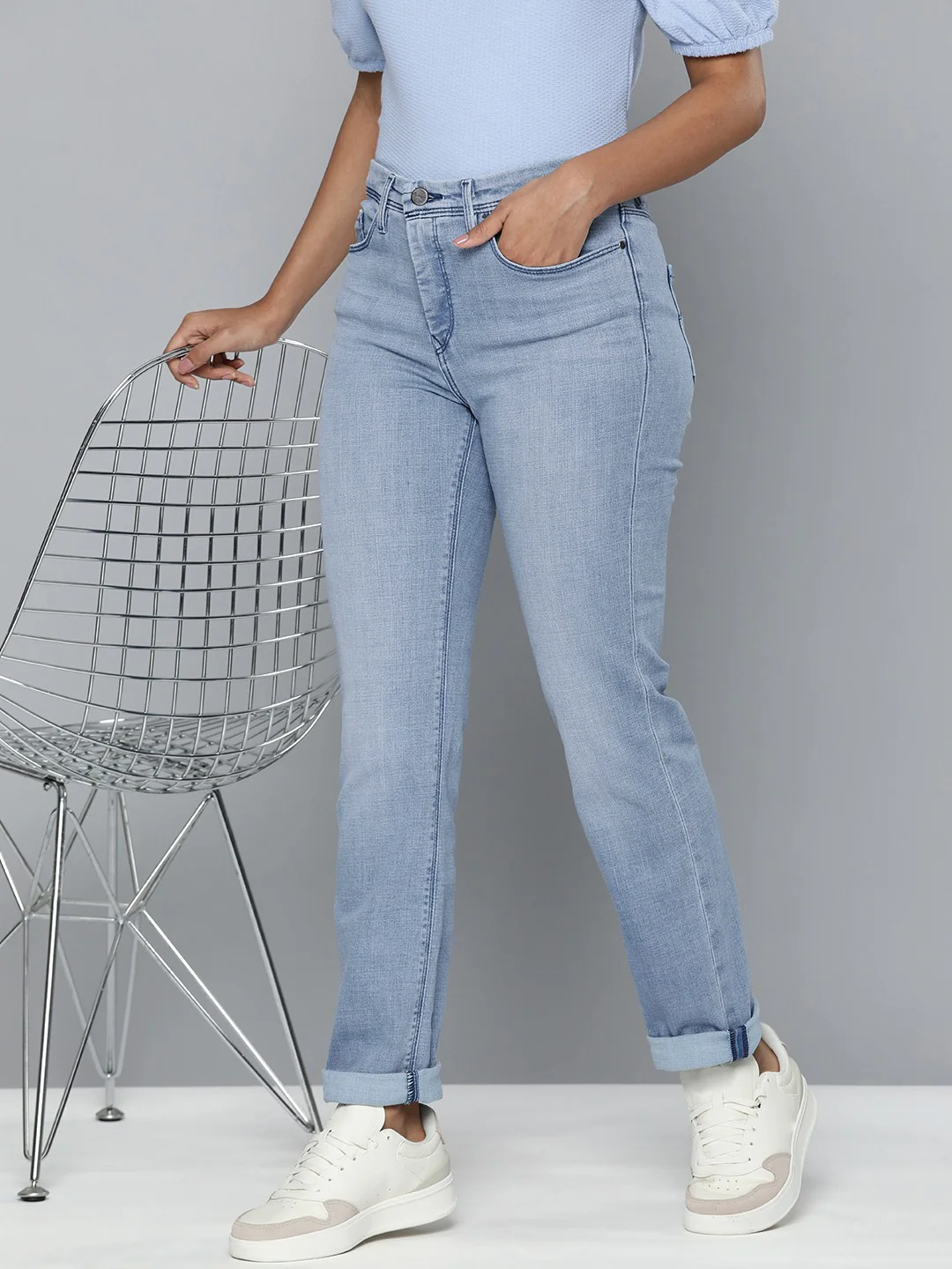 Women's Redloop 312 Blue Straight Fit Mid Rise Jeans