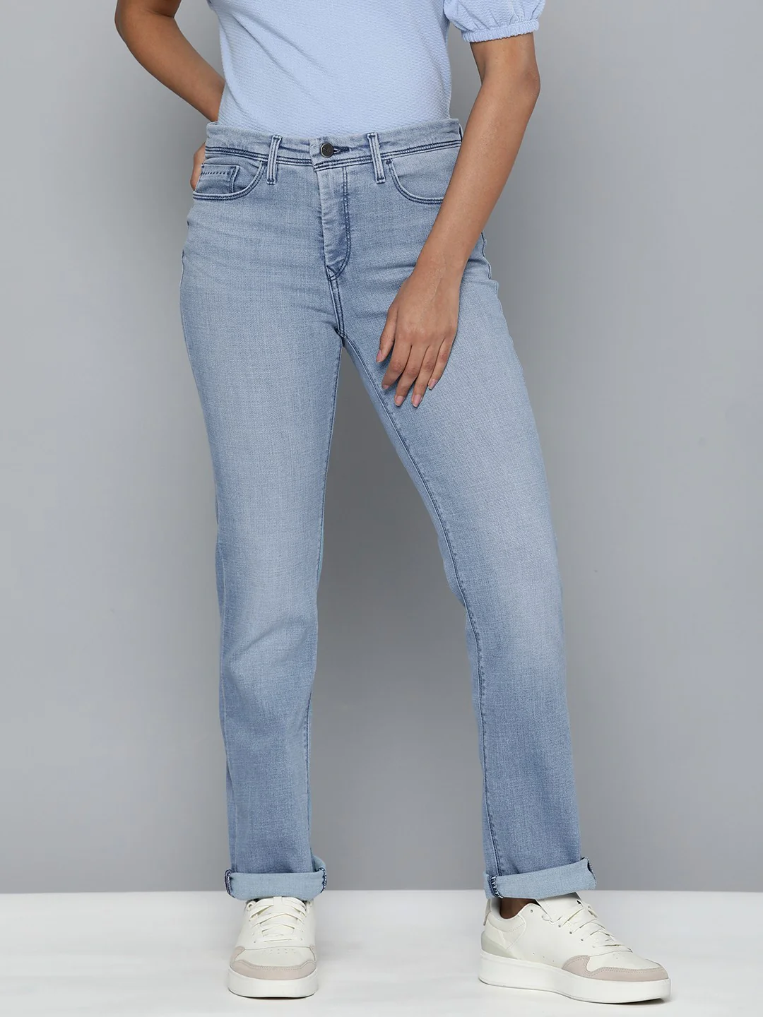 Women's Redloop 312 Blue Straight Fit Mid Rise Jeans - Image 2