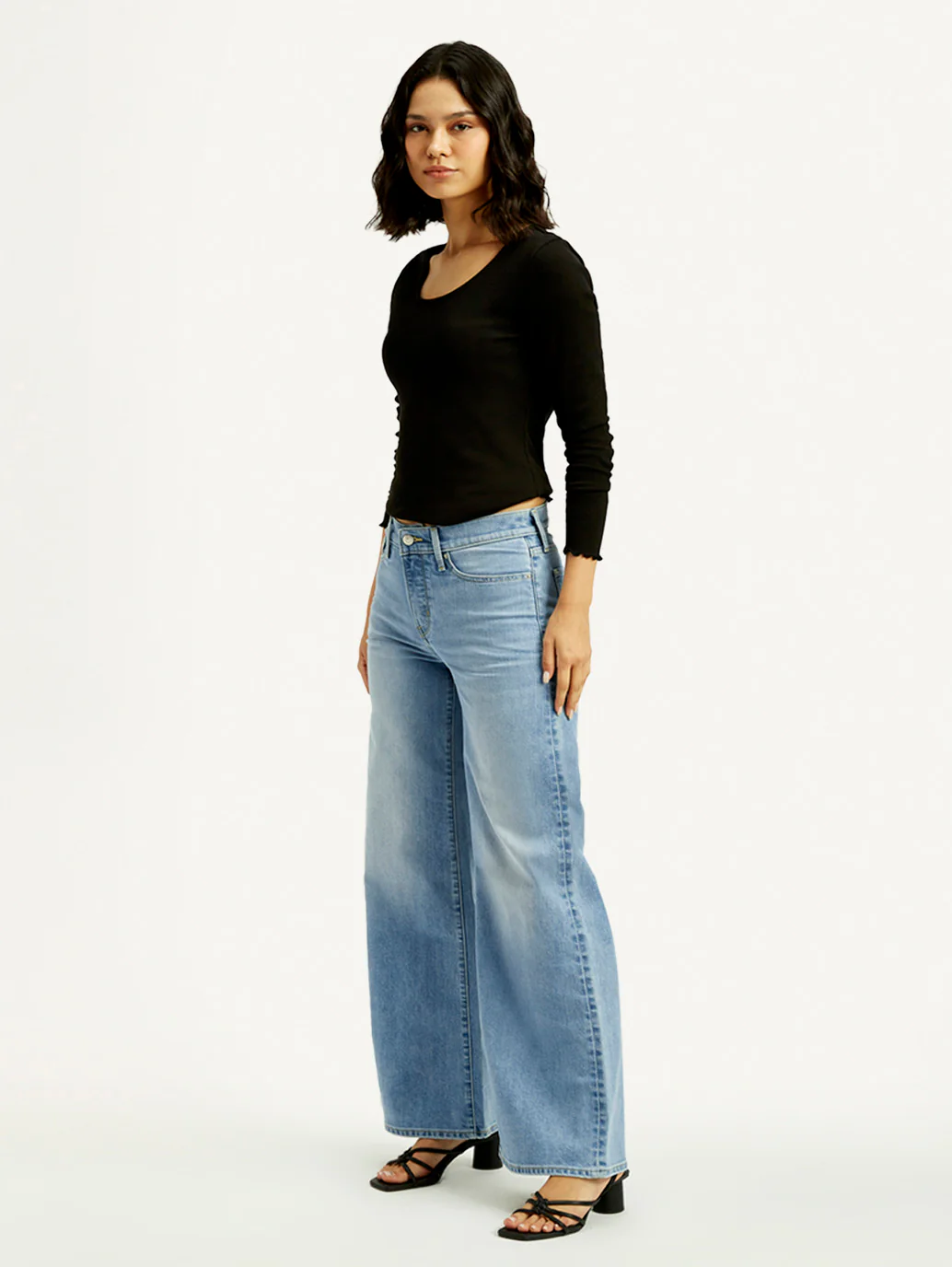 Women's 318 Light Blue Shaping Wide Leg Fit Mid Rise Jeans - Image 6