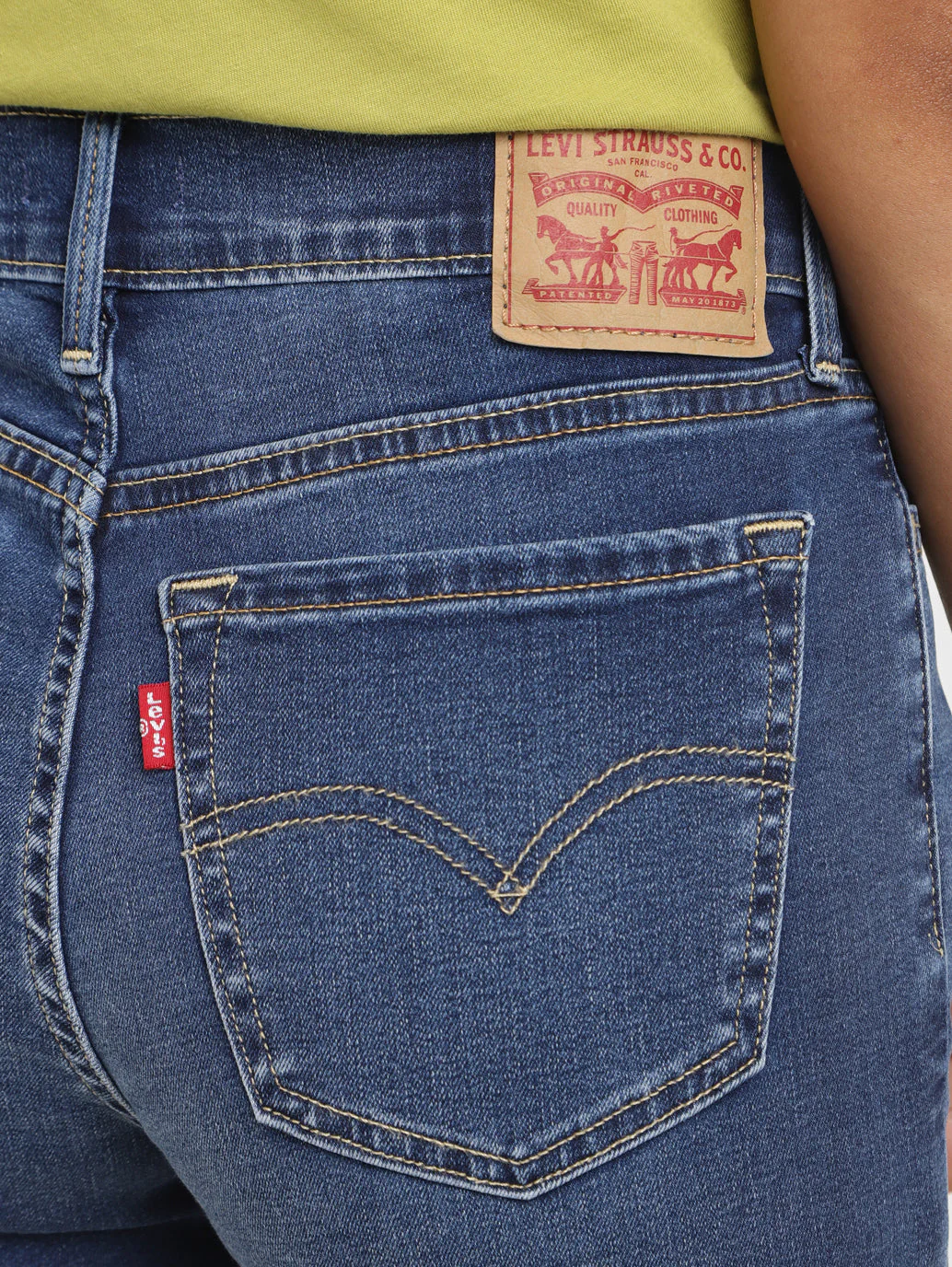 Women's 710 Indigo Skinny Fit Mid Rise Jeans - Image 6