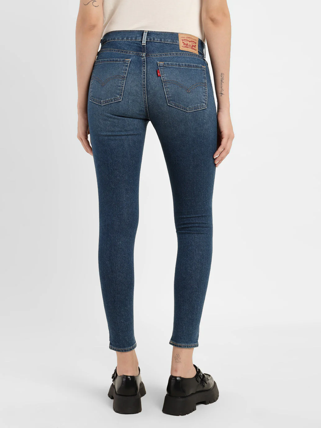 Women's 710 Blue Skinny Fit Mid Rise Jeans - Image 3