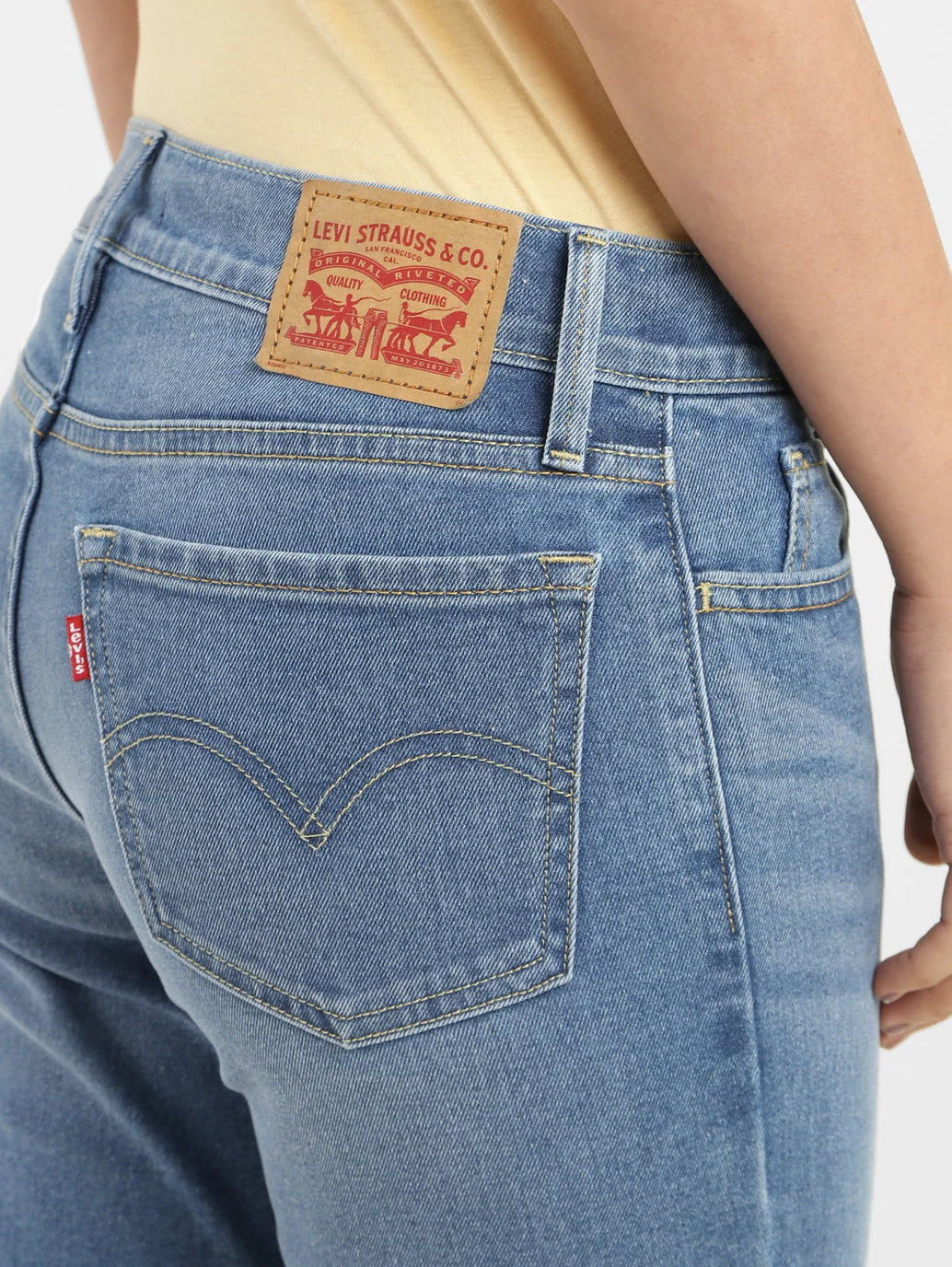 Women's 710 Blue Skinny Fit Mid Rise Jeans - Image 6