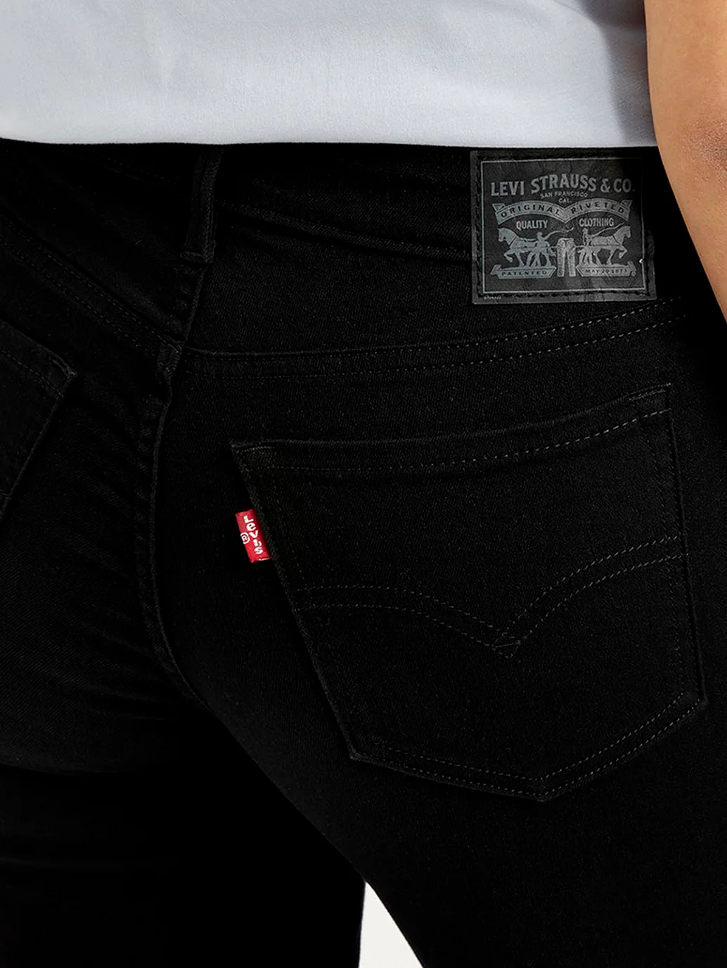 Women's 711 Black Skinny Fit Mid Rise Jeans - Image 4