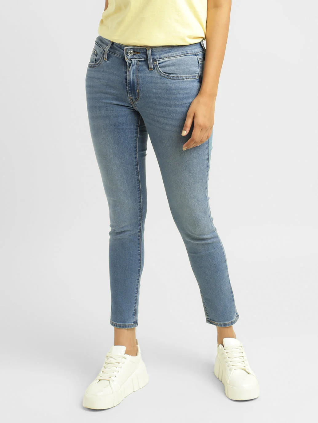 Women's 711 Blue Skinny Fit Mid Rise Jeans