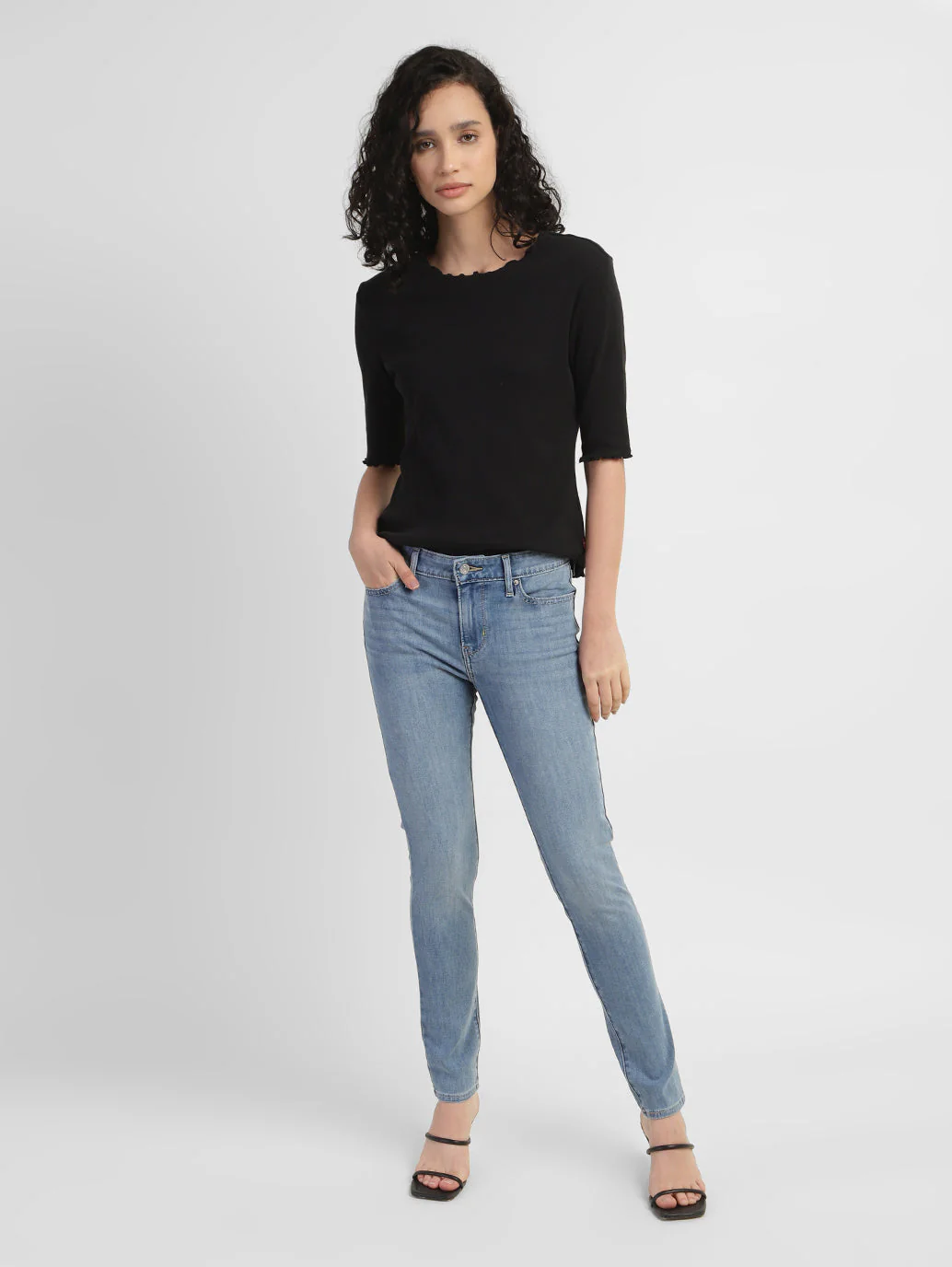 Women's 711 Blue Skinny Fit Mid Rise Jeans