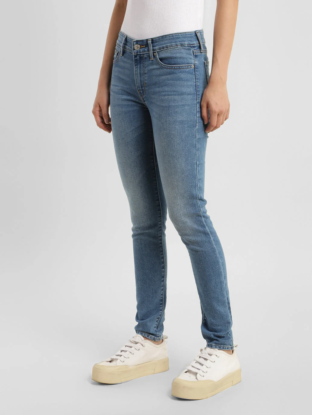 Women's 711 Blue Skinny Fit Mid Rise Jeans - Image 4