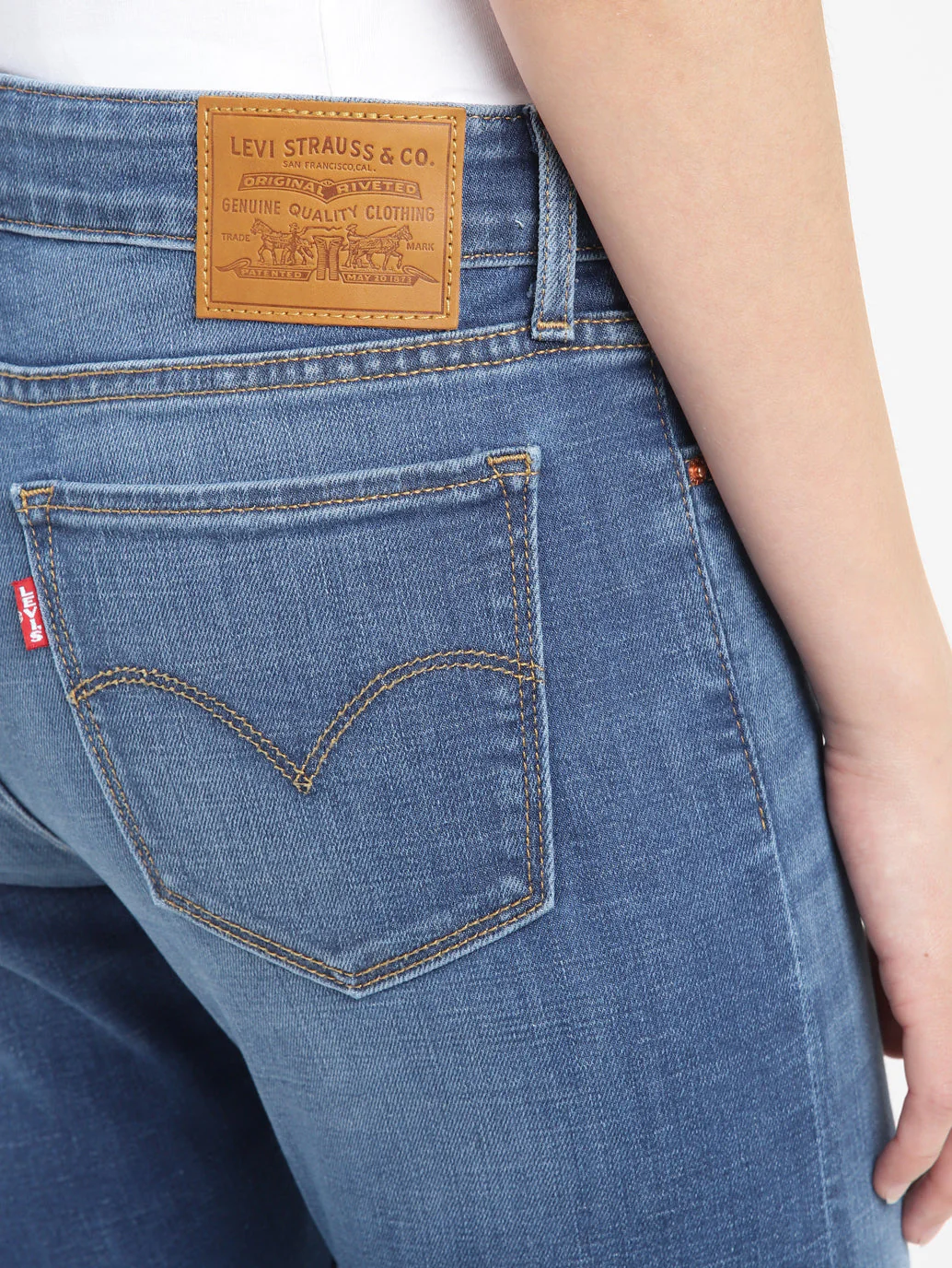 Women's 711 Blue Skinny Fit Mid Rise Jeans - Image 6