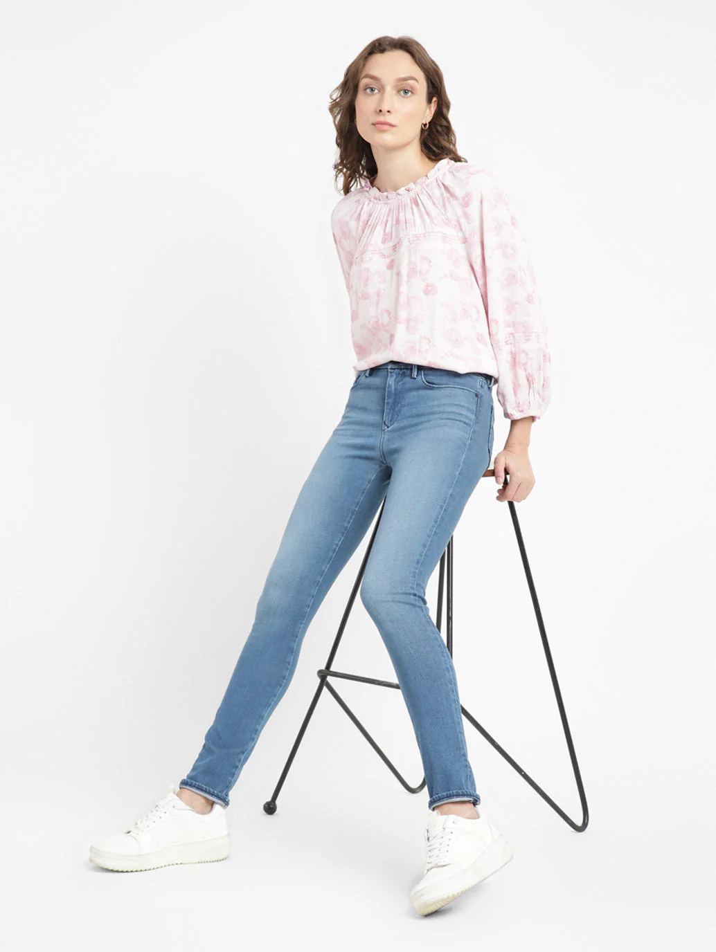 Women's 711 Blue Skinny Fit Mid Rise Jeans - Image 2
