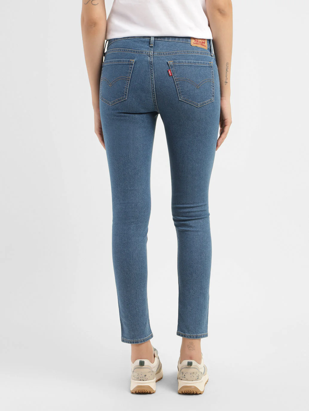 Women's 711 Blue Skinny Fit Mid Rise Jeans - Image 3
