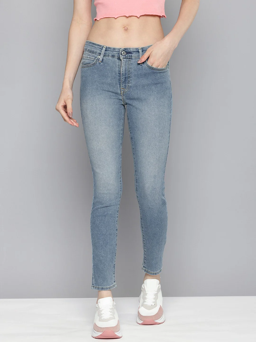 Women's 711 Blue Skinny Fit Mid Rise Jeans - Image 2