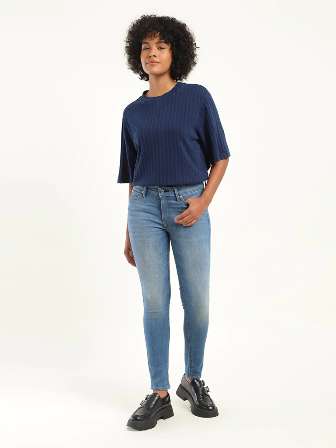 Women's 711 Blue Skinny Fit Mid Rise Jeans - Image 2