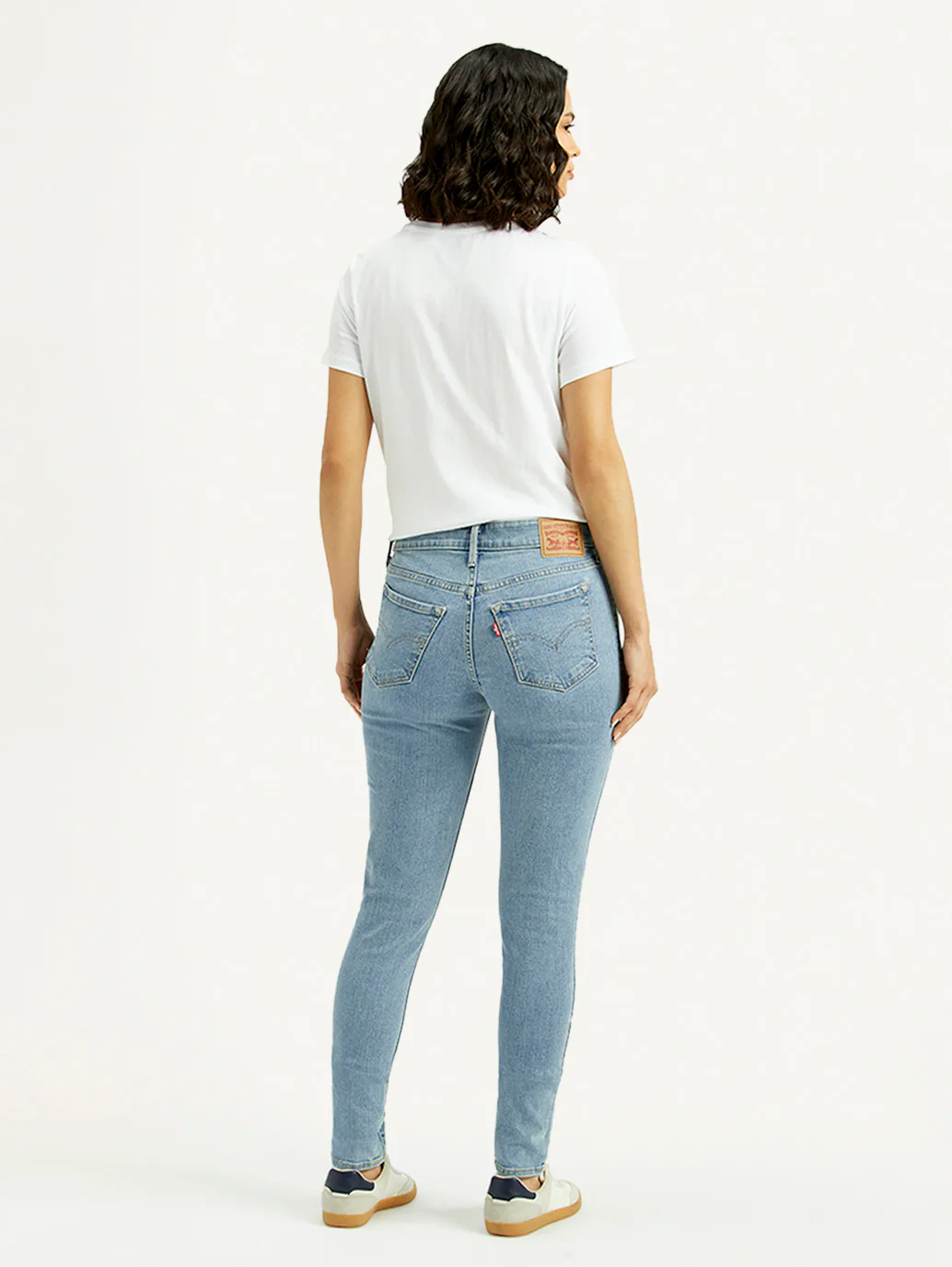 Women's 711 Light Blue Skinny Fit Mid Rise Jeans - Image 3