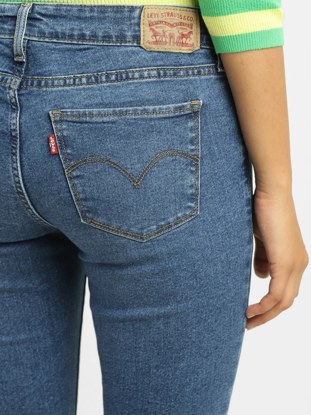 Women's 711 Blue Skinny Fit Mid Rise Jeans - Image 5
