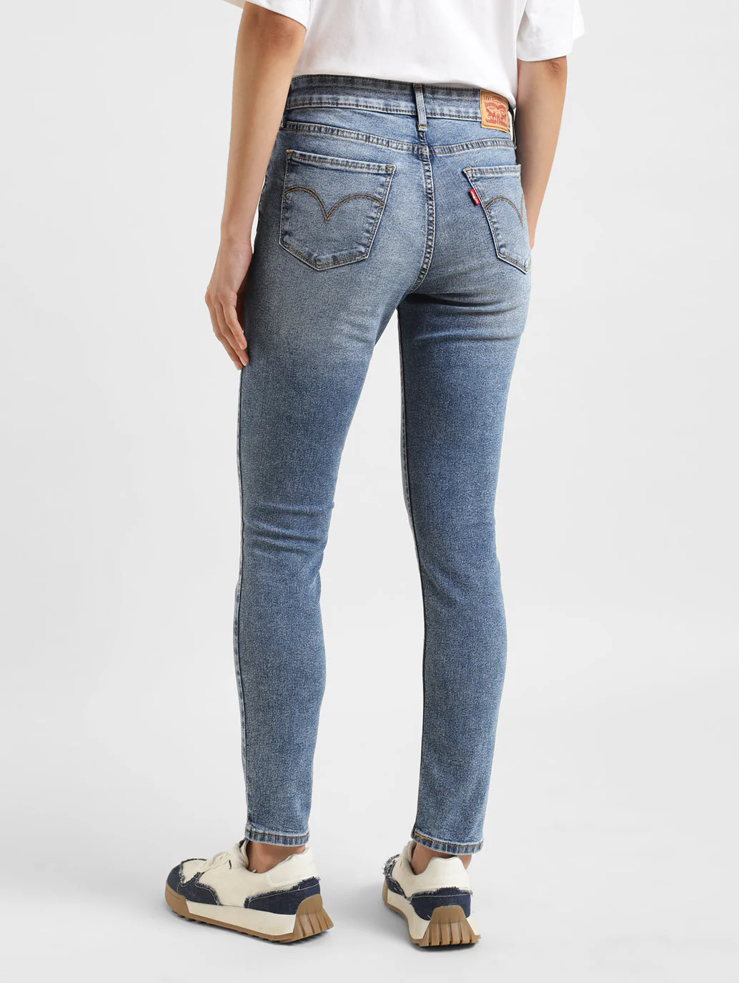 Women's 711 Blue Skinny Fit Mid Rise Jeans - Image 3