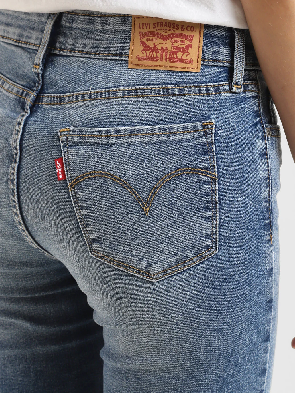 Women's 711 Blue Skinny Fit Mid Rise Jeans - Image 8